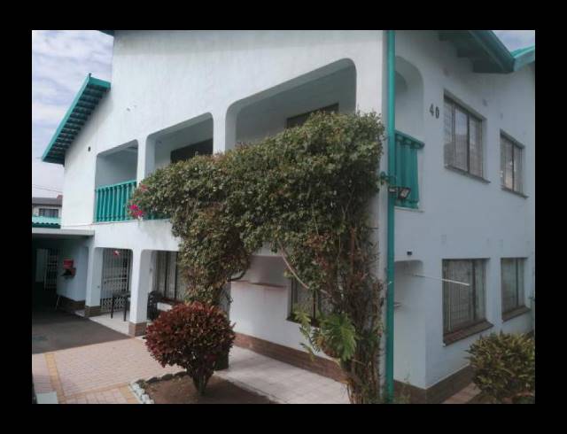 6 BEDROOM HOUSE FOR SALE IN RISECLIFF
